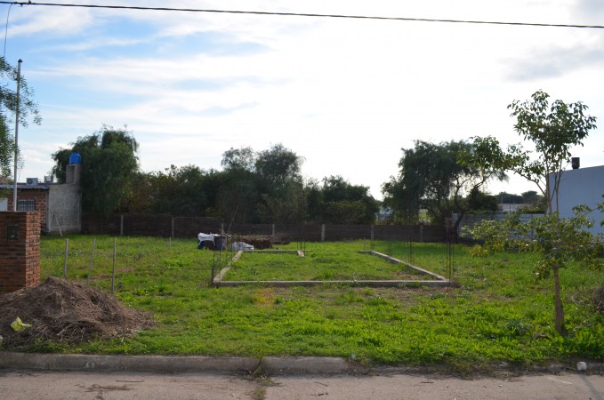 Terreno zona Zanni y Larralde