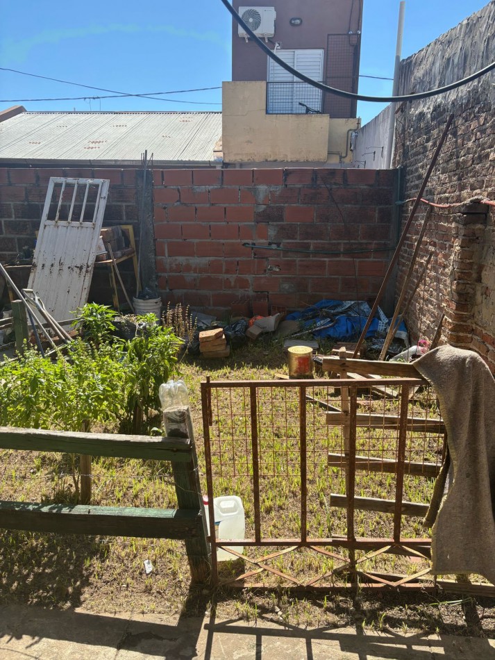VENTA CASA 2 DORM PATIO Y QUINCHO