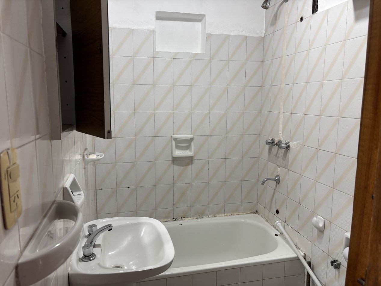VENTA CASA 2 DORM PATIO Y QUINCHO