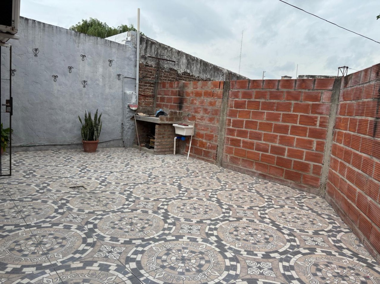 VENTA CASA 2 DORM PATIO Y QUINCHO