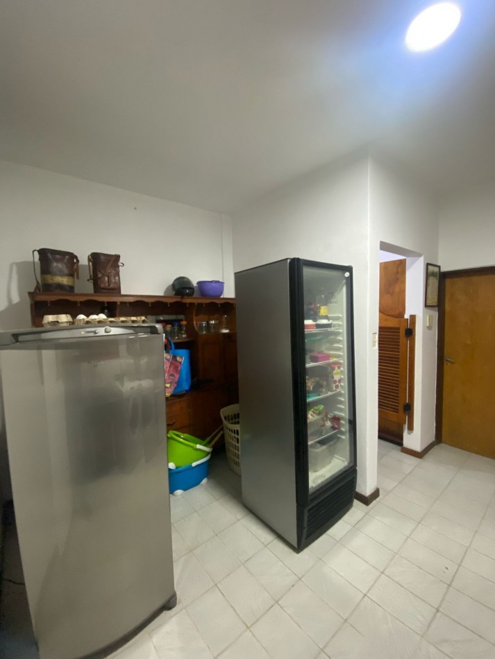 Hermosa casa 3 dormitorios en Barrio Paracao
