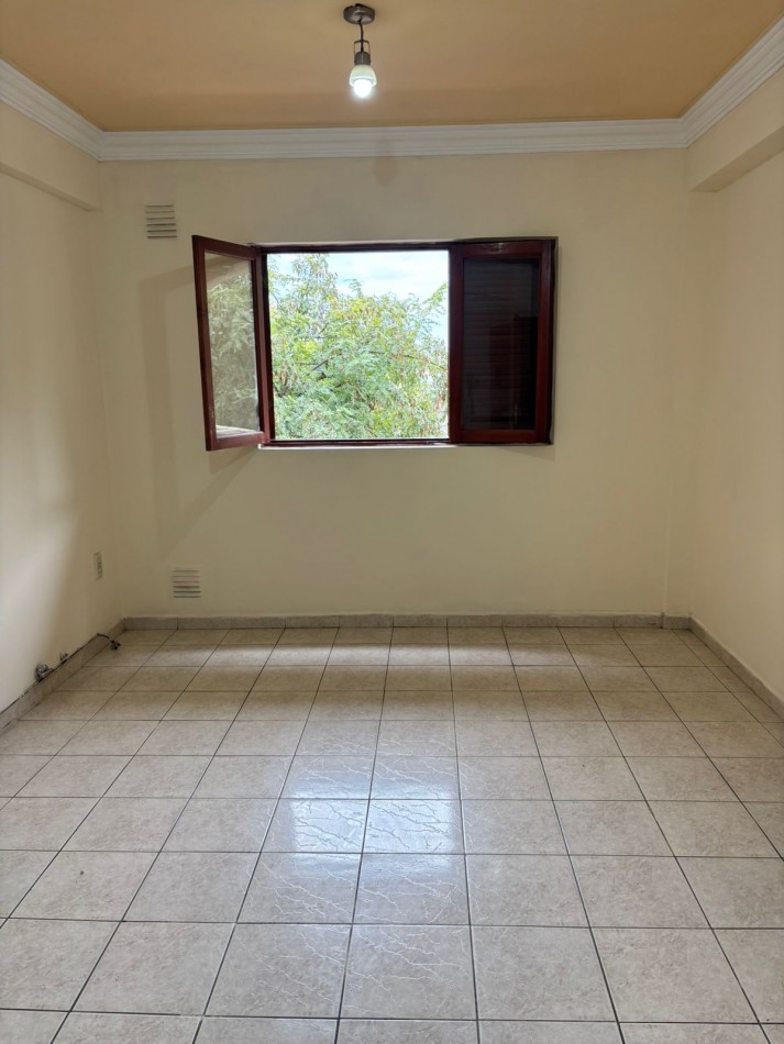 DEPTO 1 DORM ZONA FACULTAD CS ECONOMICAS