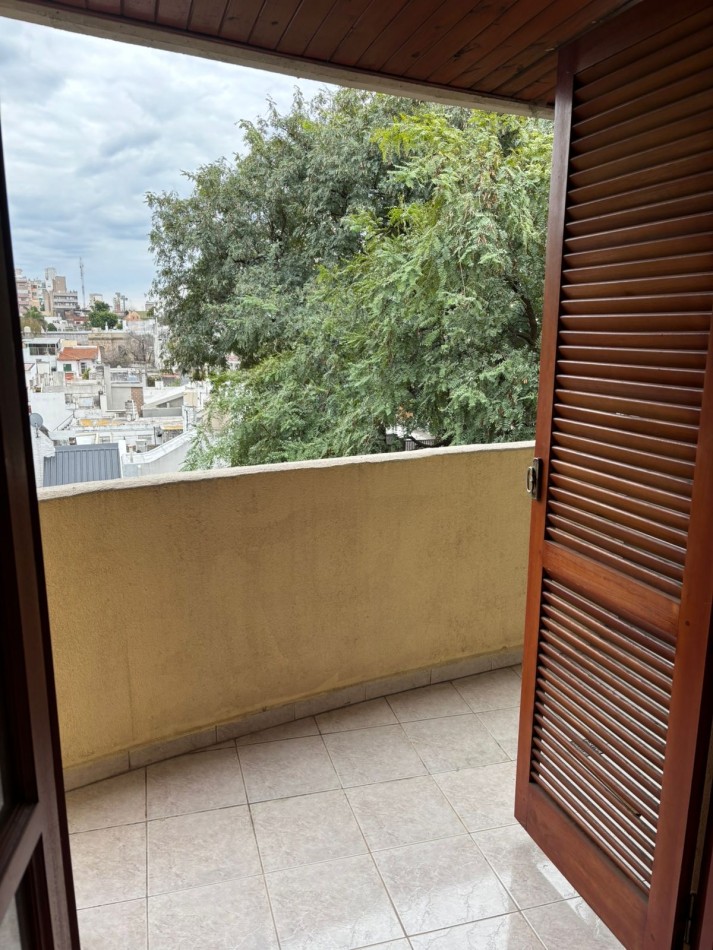 DEPTO 1 DORM ZONA FACULTAD CS ECONOMICAS