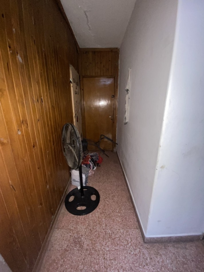 IMPORTANTE PROPIEDAD DOS CASAS CON DOS LOCALES