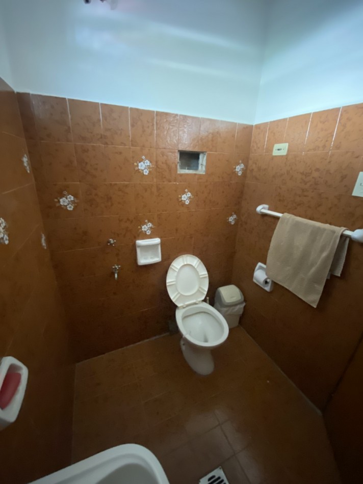 Hermosa casa 3 dormitorios en Barrio Paracao