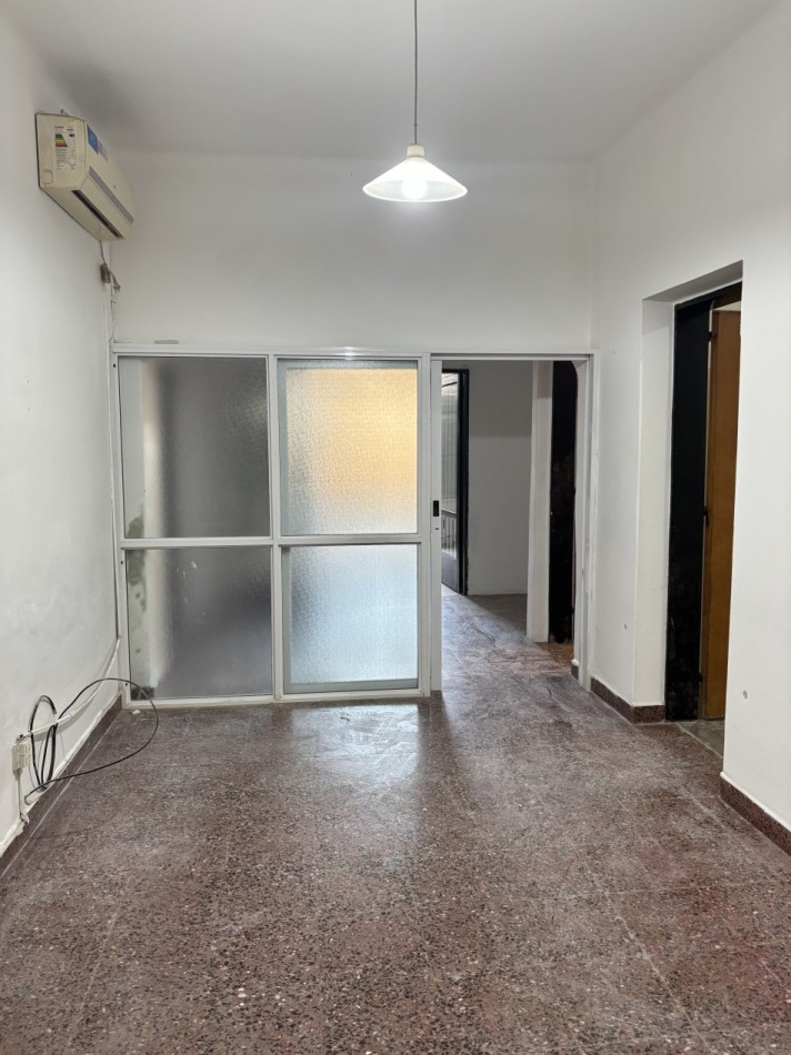 CASA 3 DORM Y PATIO CON VERDE A METROS DE CHURRUARIN
