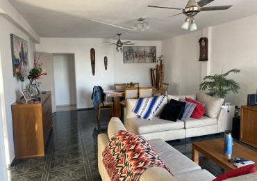 PISO COMPLETO CALLE GUALEGUAYCHU 