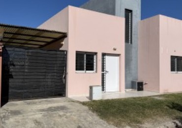 CASA 2 DORM Y PATIO EN BARRIO CERRADO AGAPANTUS